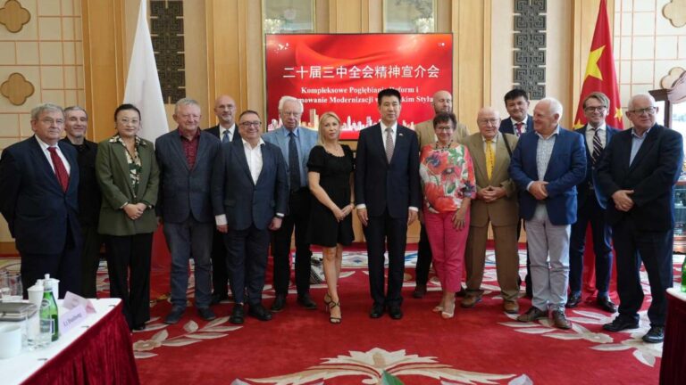 6e52dc27-ccf4-4714-82cd-f70ece3ac4b0